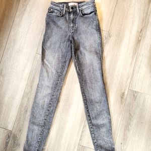 Guess Gray Faded Wash Skinny Stretch Mid to High Rise 1981 Jeans, 24